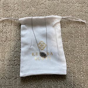 kendra scott necklace